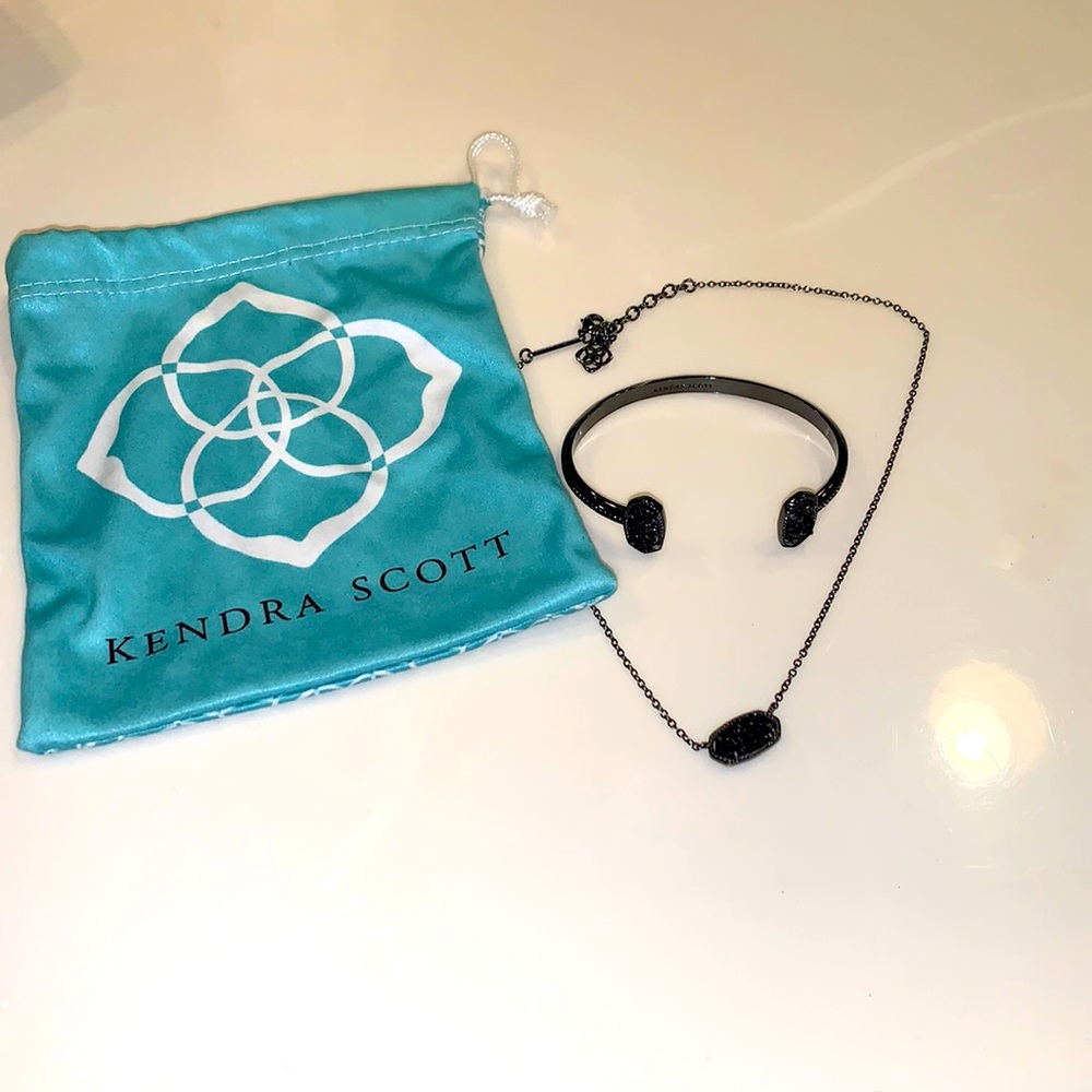Kendra Scott bracelet and necklace